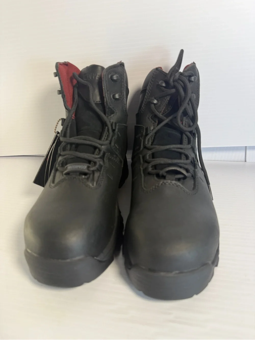 Wolverine Black Lace-Up Work Boots with Rugged Sole